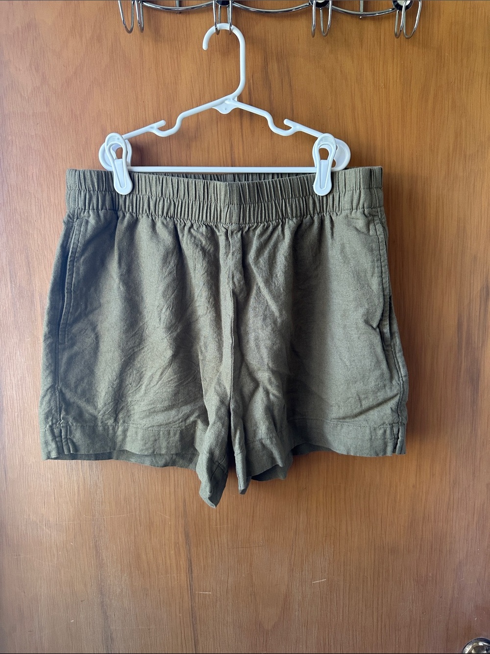 Old Navy Women's High-Wasted Linen Shorts